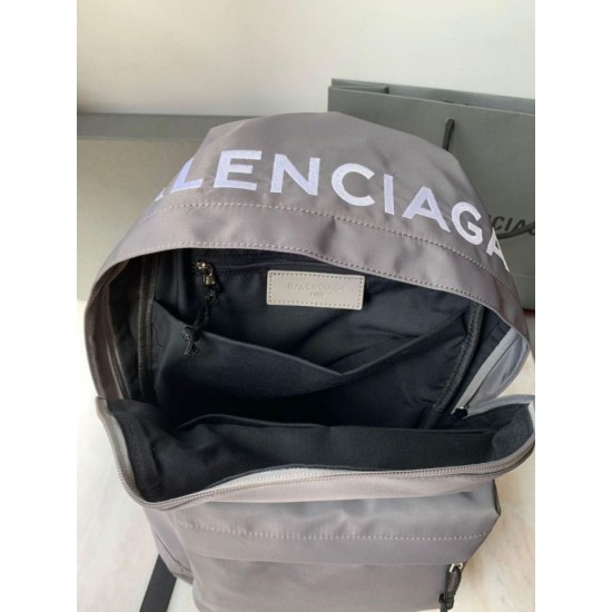 Replica Zaino Ruota Balenciaga Nylon Grigio Replica Zaino Ruota Balenciaga Nylon Grigio