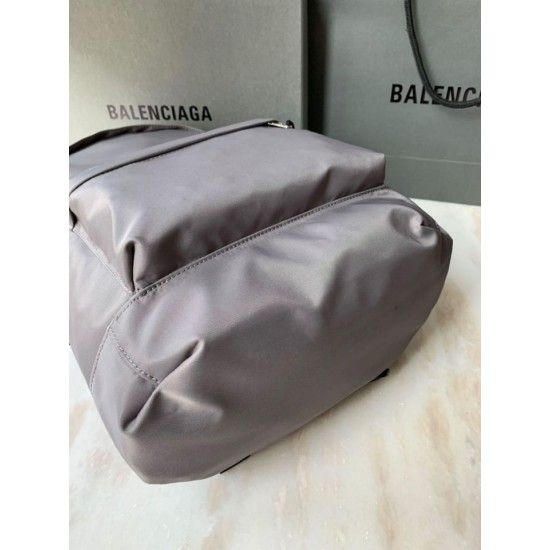 Replica Zaino Ruota Balenciaga Nylon Grigio Replica Zaino Ruota Balenciaga Nylon Grigio