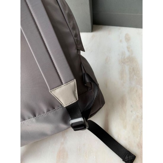 Replica Zaino Ruota Balenciaga Nylon Grigio Replica Zaino Ruota Balenciaga Nylon Grigio