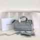 Replica Borsa da città Balenciaga Classic con bordo metallizzato azzurro Replica Borsa da città Balenciaga Classic con bordo metallizzato azzurro