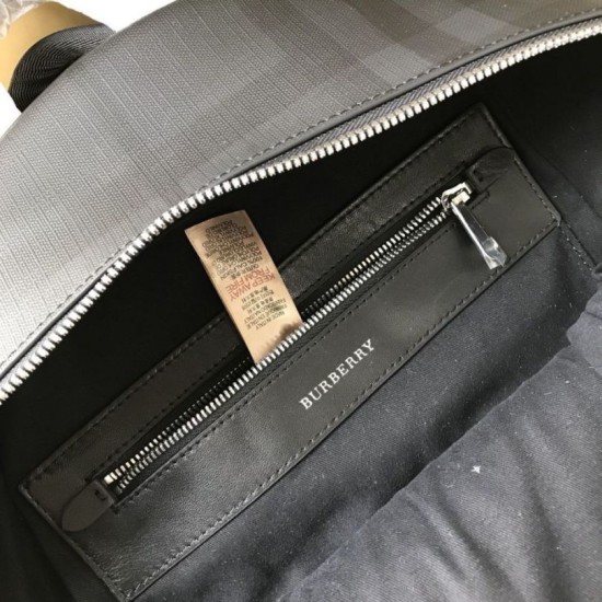 Replica Zaino Burberry motivo London check grafico Replica Zaino Burberry motivo London check grafico