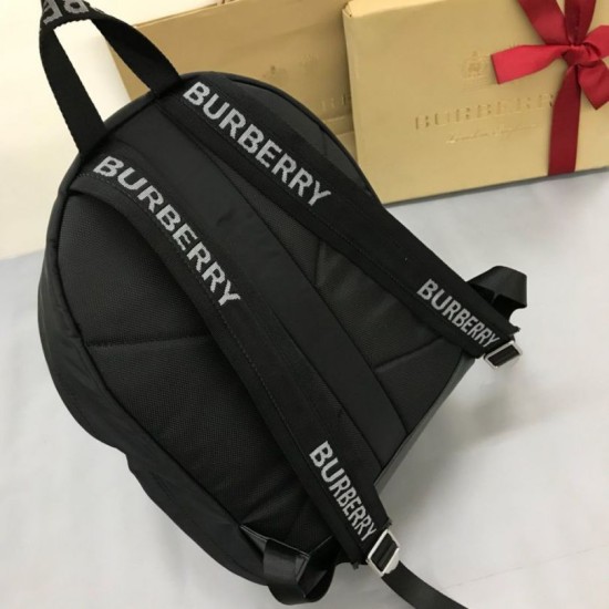 Replica Zaino ECONYL Logo Burberry stampa Replica Zaino ECONYL Logo Burberry stampa