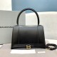 Replica Borsa a tracolla media Clessidra Balenciaga nera Replica Borsa a tracolla media Clessidra Balenciaga nera