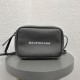 Replica Borsa per fotocamera piccola Balenciaga Everyday liscia vitello nera Replica Borsa per fotocamera piccola Balenciaga Everyday liscia vitello nera
