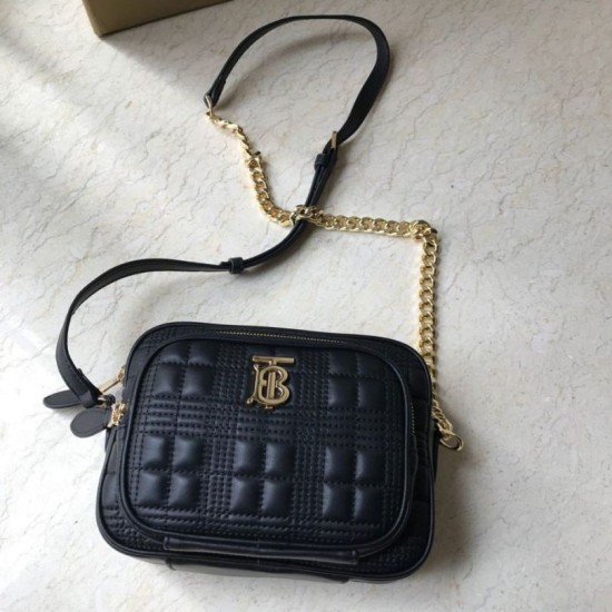 Replica Burberry Borsa per fotocamera trapuntata piccola nera Replica Burberry Borsa per fotocamera trapuntata piccola nera