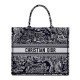 Replica Christian Dior Book Tote blu scuro Replica Christian Dior Book Tote blu scuro