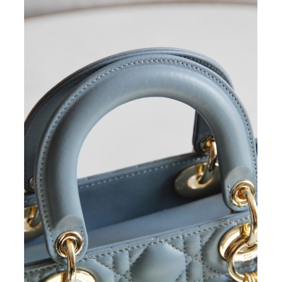 Replica Christian Dior Borsa Lady Dior My Abcdior Azzurro Replica Christian Dior Borsa Lady Dior My Abcdior Azzurro