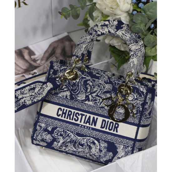 Replica Borsa Christian Dior Medium Lady D-Lite blu scuro Replica Borsa Christian Dior Medium Lady D-Lite blu scuro
