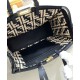 Replica Borsa Peekaboo X-Tote FF in rafia 8BH374 Nero Replica Borsa Peekaboo X-Tote FF in rafia 8BH374 Nero