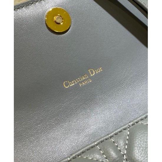 Replica Christian Dior Caro Marsupio Con Borsa A Catena Grigio Replica Christian Dior Caro Marsupio Con Borsa A Catena Grigio