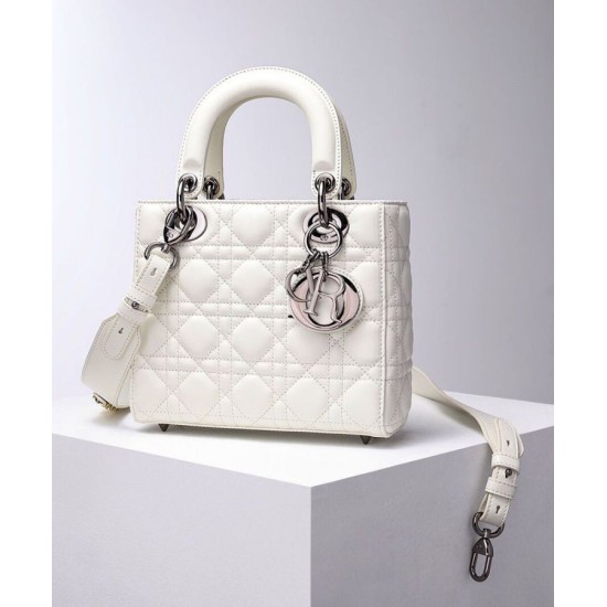 Replica Christian Dior Lady Dior My Abcdior Bag Crema Replica Christian Dior Lady Dior My Abcdior Bag Crema