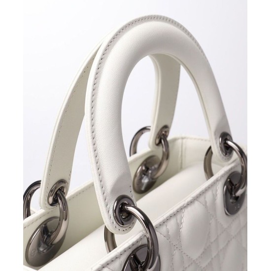 Replica Christian Dior Lady Dior My Abcdior Bag Crema Replica Christian Dior Lady Dior My Abcdior Bag Crema