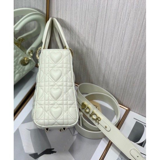 Replica Christian Dior Dioramour My Abcdior Lady Dior Bag Crema Replica Christian Dior Dioramour My Abcdior Lady Dior Bag Crema