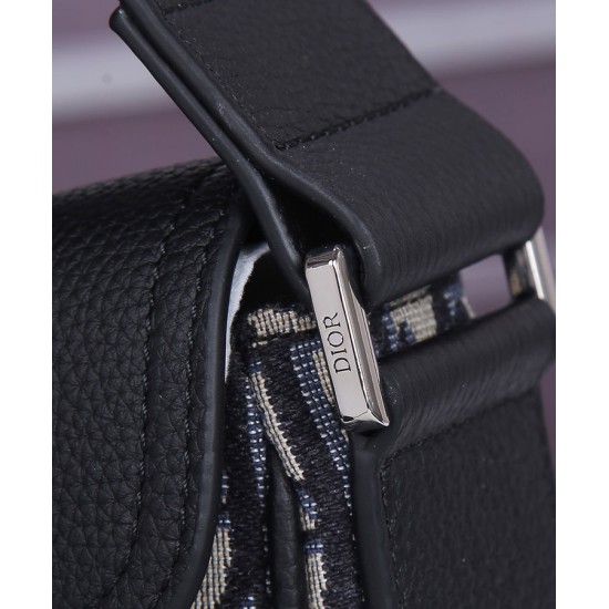 Replica Christian Dior Mini Saddle Messenger Bag Blu Scuro Replica Christian Dior Mini Saddle Messenger Bag Blu Scuro