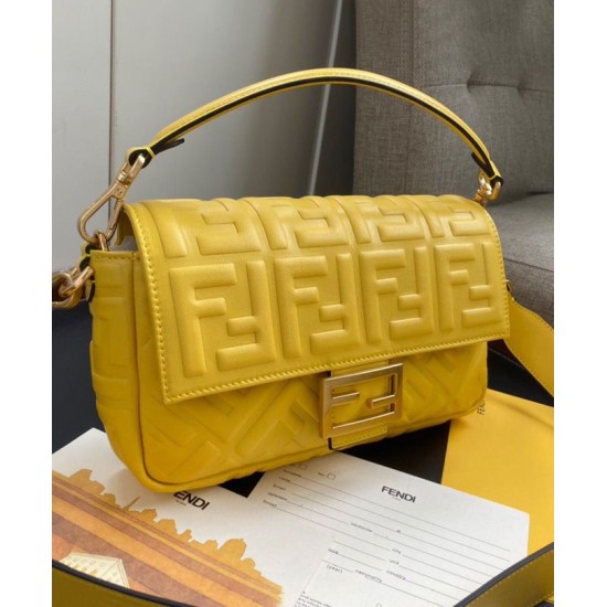 Replica Borsa in pelle baguette 8BR600 Giallo