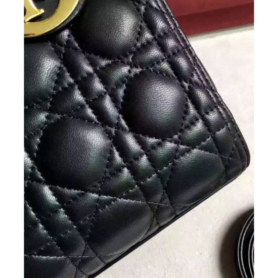 Replica Dior Lady Dior Medium Classic Tote Borse Con agnello nero Replica Dior Lady Dior Medium Classic Tote Borse Con agnello nero