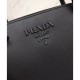 Replica Borsa a mano monocromatica Saffiano Prada nera Replica Borsa a mano monocromatica Saffiano Prada nera