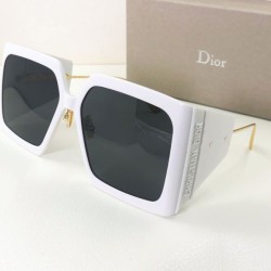Occhiali da sole quadrati Dior Diorsolar S1u avorio bianchi Occhiali da sole quadrati Dior Diorsolar S1u avorio bianchi