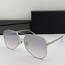 Occhiali da sole quadrati sfumati Dior Diorstellaire Blu Occhiali da sole quadrati sfumati Dior Diorstellaire Blu