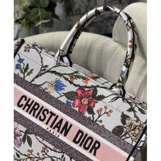 Replica Tote per libri Christian Dior piccola Dior bianca Replica Tote per libri Christian Dior piccola Dior bianca