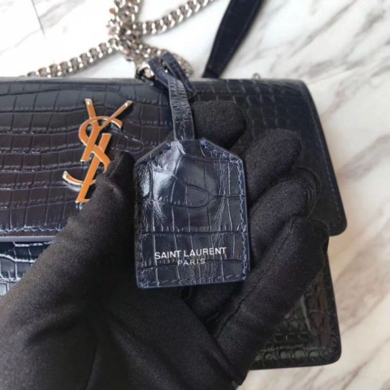 Replica Borsa YSL Saint Laurent Media da sole lucida blu coccodrillo a rilievo Replica Borsa YSL Saint Laurent Media da sole lucida blu coccodrillo a rilievo