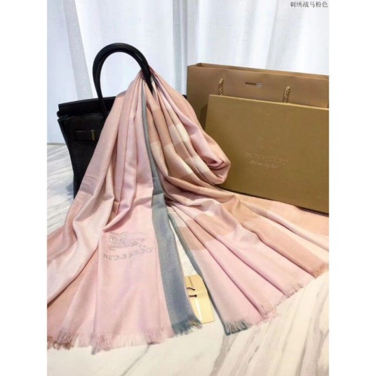 Replica Classic Grande Check Cashmere Sciarpa Rosa