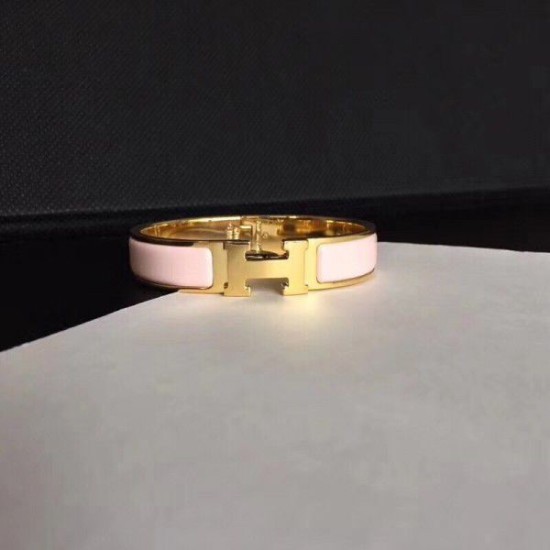 Replica Bracciale Hermes Clic H PM in smalto rosa Replica Bracciale Hermes Clic H PM in smalto rosa