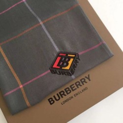 Scialle in cashmere Burberry TB in edizione limitata 80 x 200 grigio