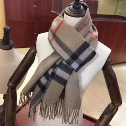 Sciarpa Burberry classica in cashmere double face 30 x 168 Marrone Sciarpa Burberry classica in cashmere double face 30 x 168 Marrone