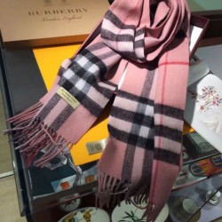 Sciarpa Burberry classica in cashmere double face 30 x 168 Rosa Sciarpa Burberry classica in cashmere double face 30 x 168 Rosa