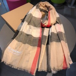 Scialle in cashmere check classico Burberry 75 x 205 albicocca