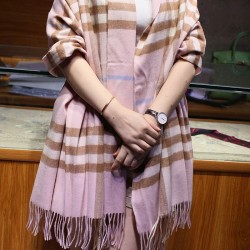 Scialle in cashmere con motivo check classico Burberry 70 x 200 rosa