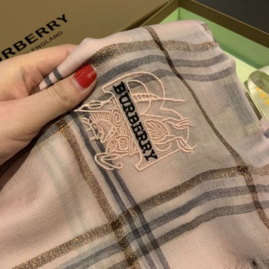 Replica Scialle in cashmere e seta Burberry 130 x 240