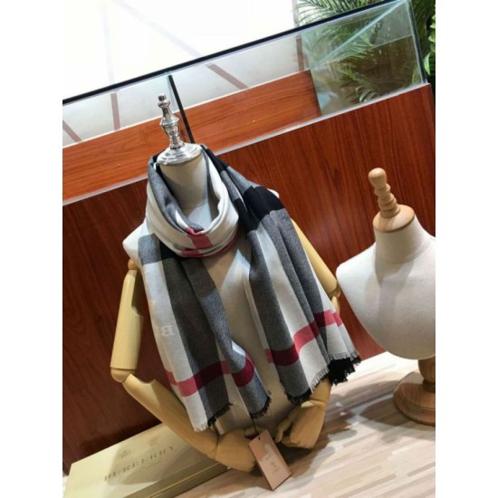 Replica Scialle in cashmere con motivo check classico Burberry 70 x 200 nero