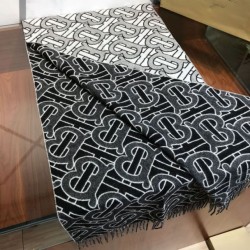 Scialle in cashmere Burberry TB Limit Edition grigio