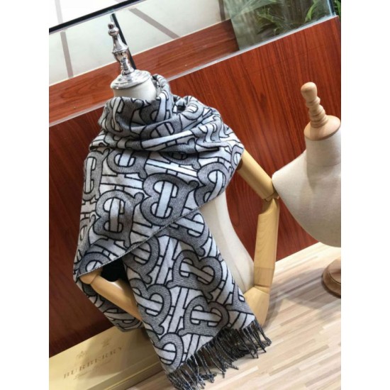 Replica Scialle in cashmere Burberry TB Limit Edition grigio