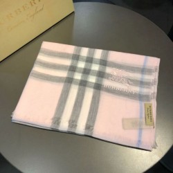 Scialle Burberry Classic Horse Cashmere Rosa
