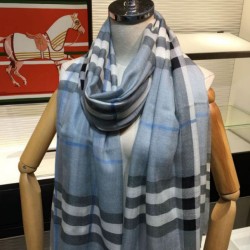 Scialle in cashmere check classico Burberry blu