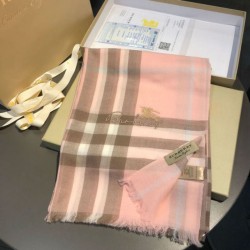 Scialle in cashmere con motivo check classico Burberry 70 x 220 rosa