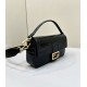 Replica Borsa Baguette Media Fendi 8BR600 Coccodrillo Nero Replica Borsa Baguette Media Fendi 8BR600 Coccodrillo Nero