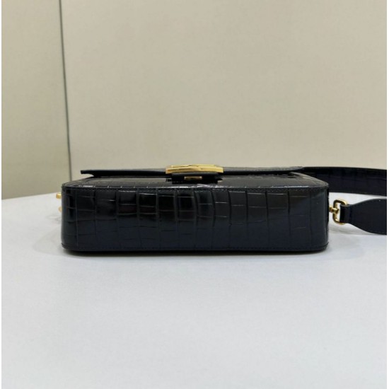 Replica Borsa Baguette Media Fendi 8BR600 Coccodrillo Nero Replica Borsa Baguette Media Fendi 8BR600 Coccodrillo Nero