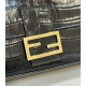 Replica Borsa Baguette Media Fendi 8BR600 Coccodrillo Nero Replica Borsa Baguette Media Fendi 8BR600 Coccodrillo Nero