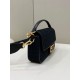 Replica Borsa in tela Fendi Baguette media FF 8BR600 Nera Replica Borsa in tela Fendi Baguette media FF 8BR600 Nera