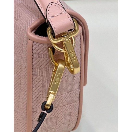 Replica Borsa in tela Fendi Baguette media FF 8BR600 Rosa Replica Borsa in tela Fendi Baguette media FF 8BR600 Rosa
