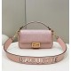 Replica Borsa in tela Fendi Baguette media FF 8BR600 Rosa Replica Borsa in tela Fendi Baguette media FF 8BR600 Rosa