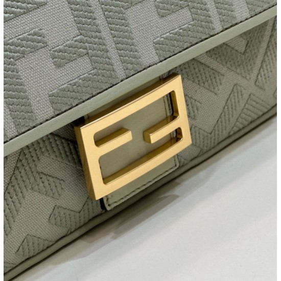 Replica Borsa Fendi Media Baguette Jacquard FF in tessuto 8BR600 Verde Chiaro Replica Borsa Fendi Media Baguette Jacquard FF in tessuto 8BR600 Verde Chiaro