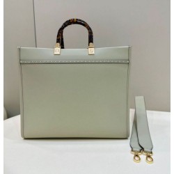 Borsa tote media Fendi Sunshine verde chiaro