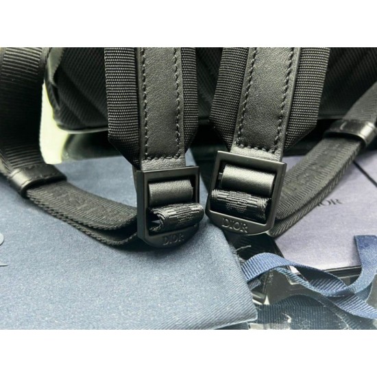 Replica Zaino Dior Explorer CD Diamond Mirage Ski Capsule Nylon Nero Replica Zaino Dior Explorer CD Diamond Mirage Ski Capsule Nylon Nero