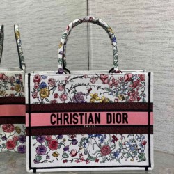 Borsa tote media Dior Book Tote multicolore con ricamo Florilegio bianco