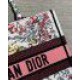 Replica Borsa tote media Dior Book Tote multicolore con ricamo Florilegio bianco Replica Borsa tote media Dior Book Tote multicolore con ricamo Florilegio bianco